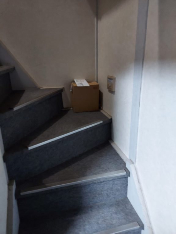 市川市Ｏ様　階段・玄関・浴室手摺り取付け工事