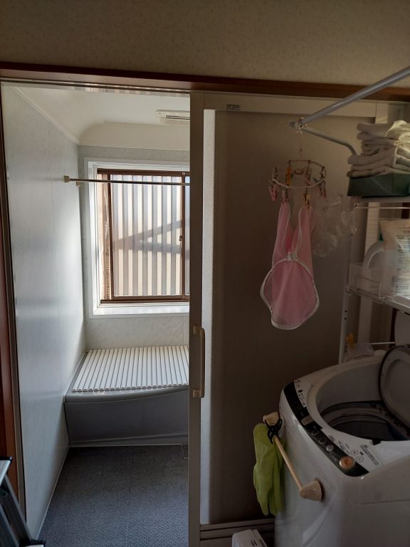 市川市U様 ユニットバス交換・洗面台交換・インナーサッシ・内装工事