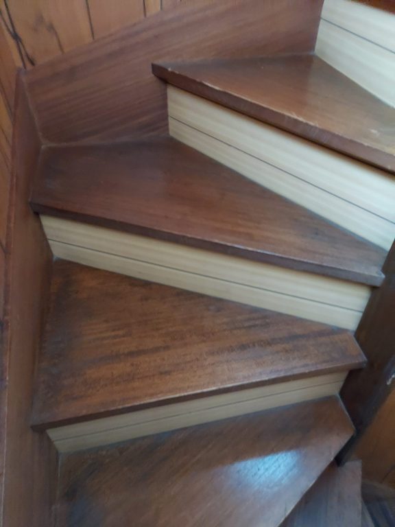 市川市Ｍ様　トイレ交換工事・階段手すり取付け工事