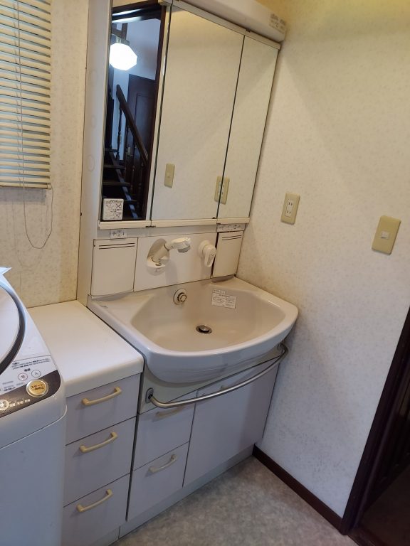 市川市U様 ユニットバス交換・洗面台交換・インナーサッシ・内装工事