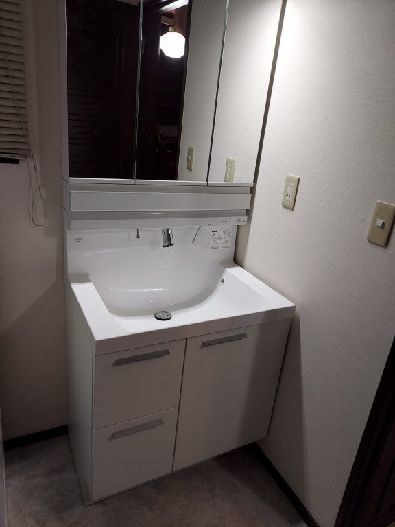 市川市U様 ユニットバス交換・洗面台交換・インナーサッシ・内装工事