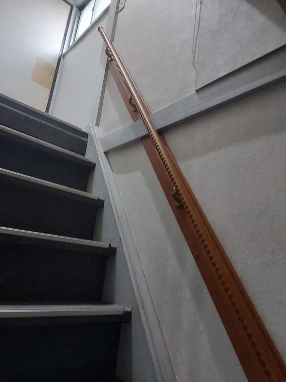 市川市Ｏ様　階段・玄関・浴室手摺り取付け工事