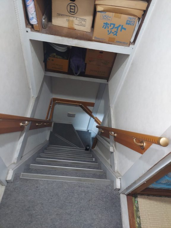 市川市Ｏ様　階段・玄関・浴室手摺り取付け工事