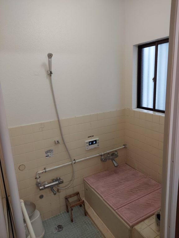 市川市O様 ユニットバス交換・洗面台交換・内装工事