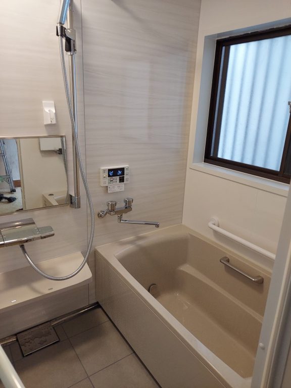 市川市Ｏ様　ユニットバス交換・洗面台交換・内装工事