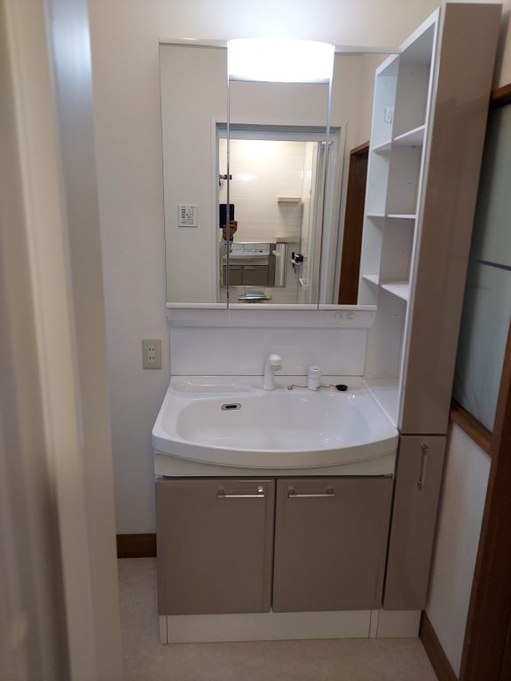 市川市O様 ユニットバス交換・洗面台交換・内装工事