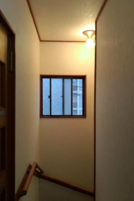 クロス交換工事他　市川市